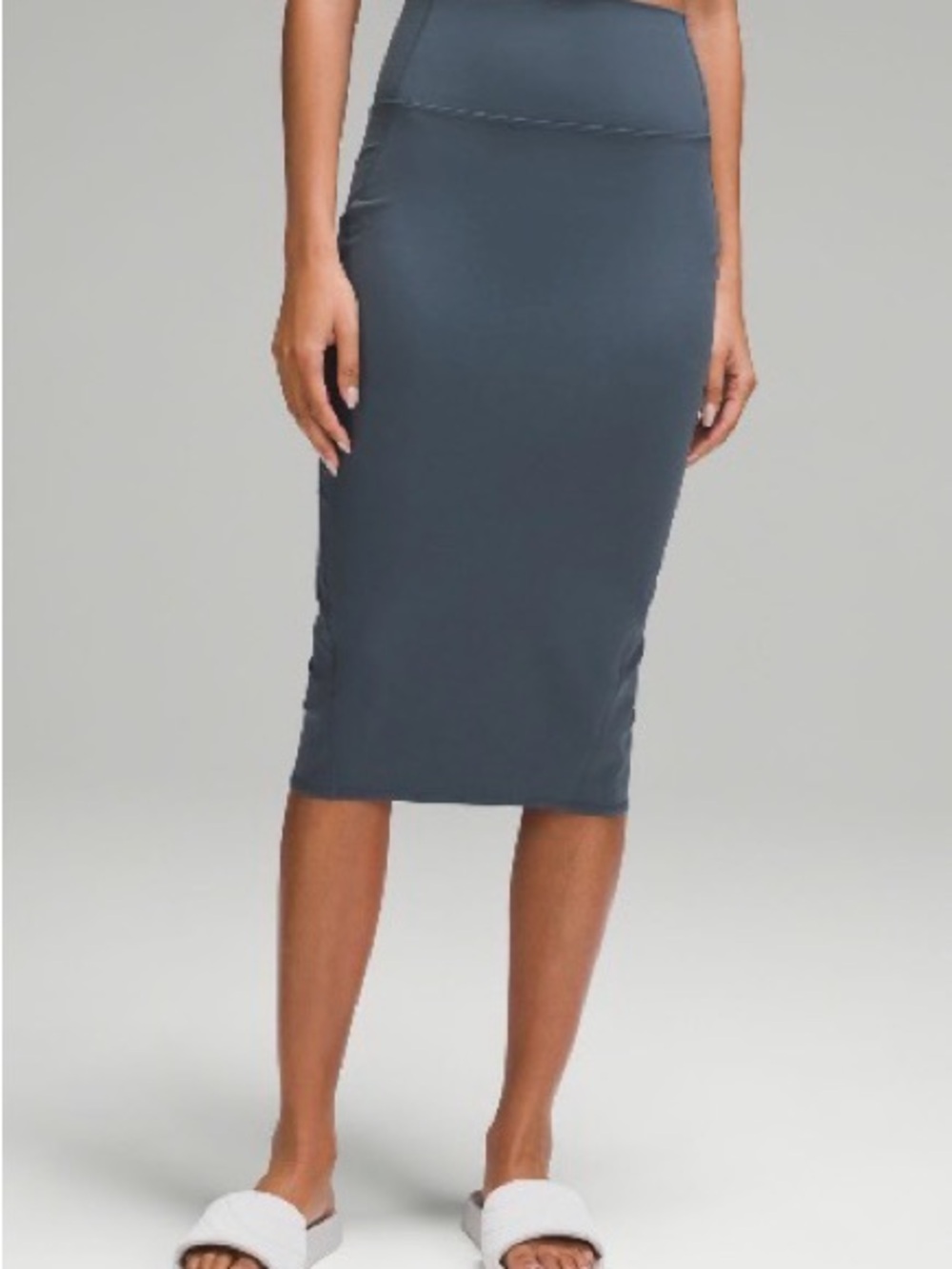 Lululemon Nulu Slim-Fit High Rise Skirt Size 6 Iron Blue